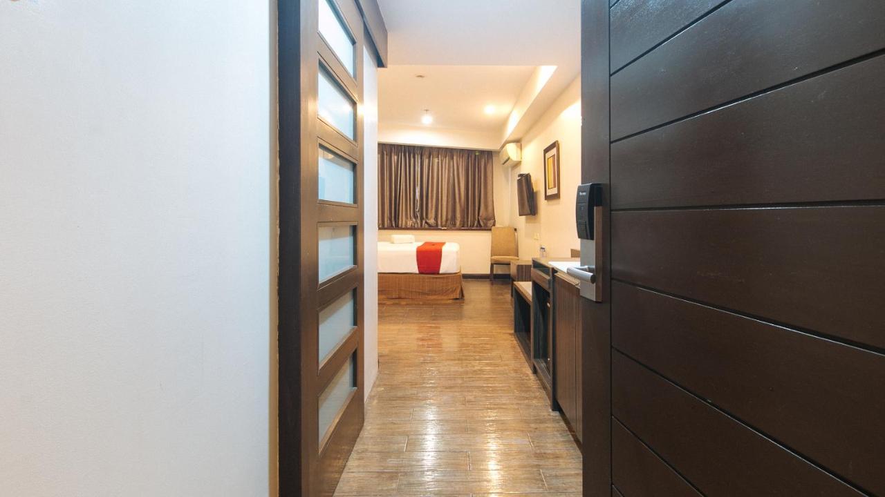 Reddoorz Premium @ West Avenue Ciudad Quezon Exterior foto