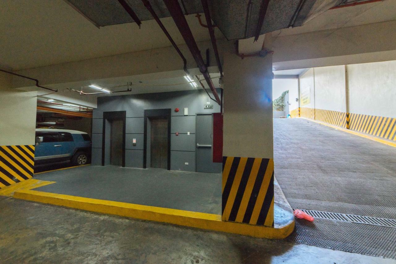 Reddoorz Premium @ West Avenue Ciudad Quezon Exterior foto