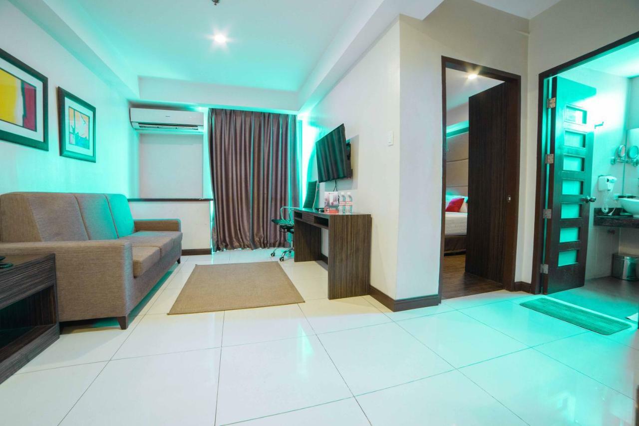 Reddoorz Premium @ West Avenue Ciudad Quezon Exterior foto